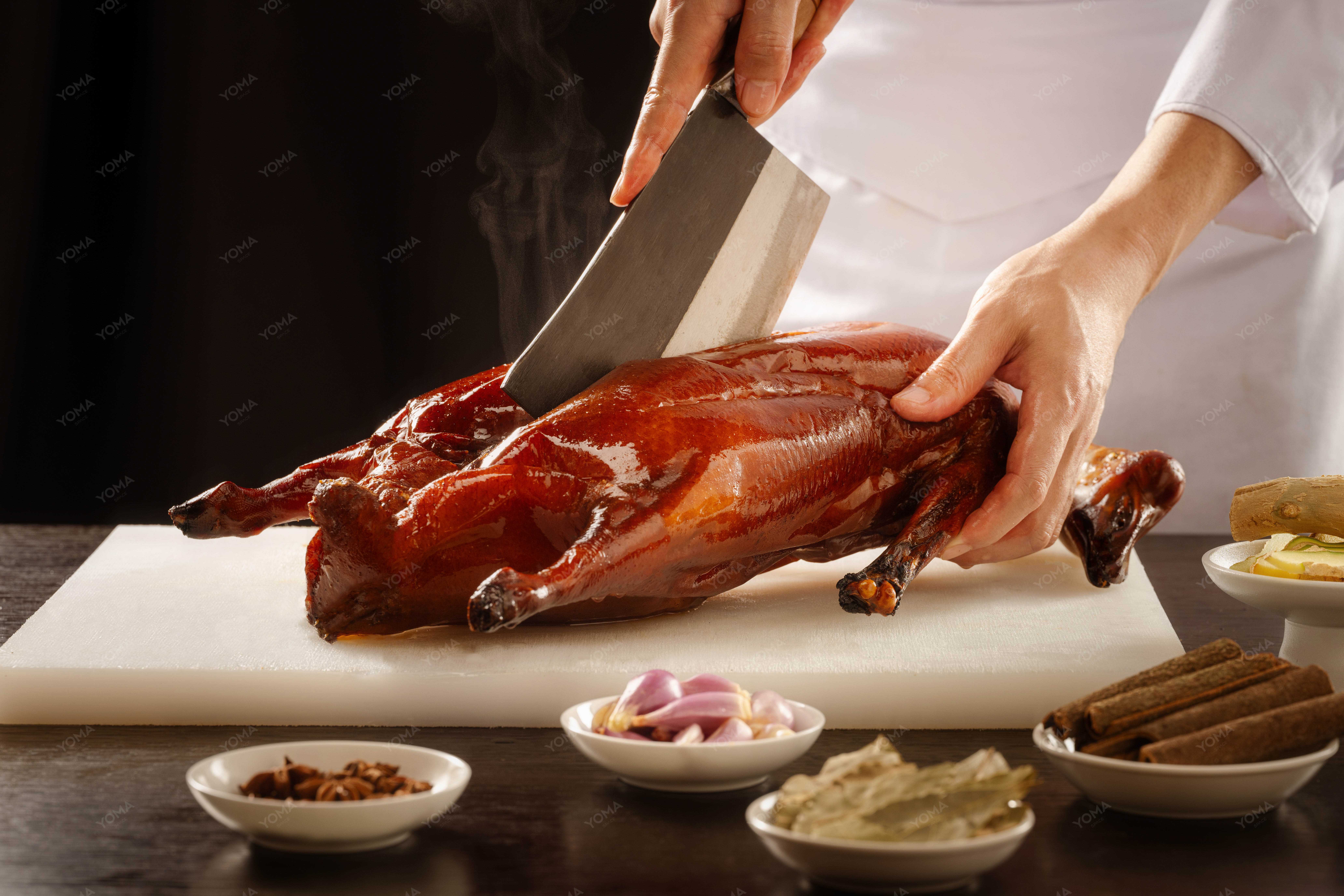 晚餐_烧鹅操作 (1).jpg